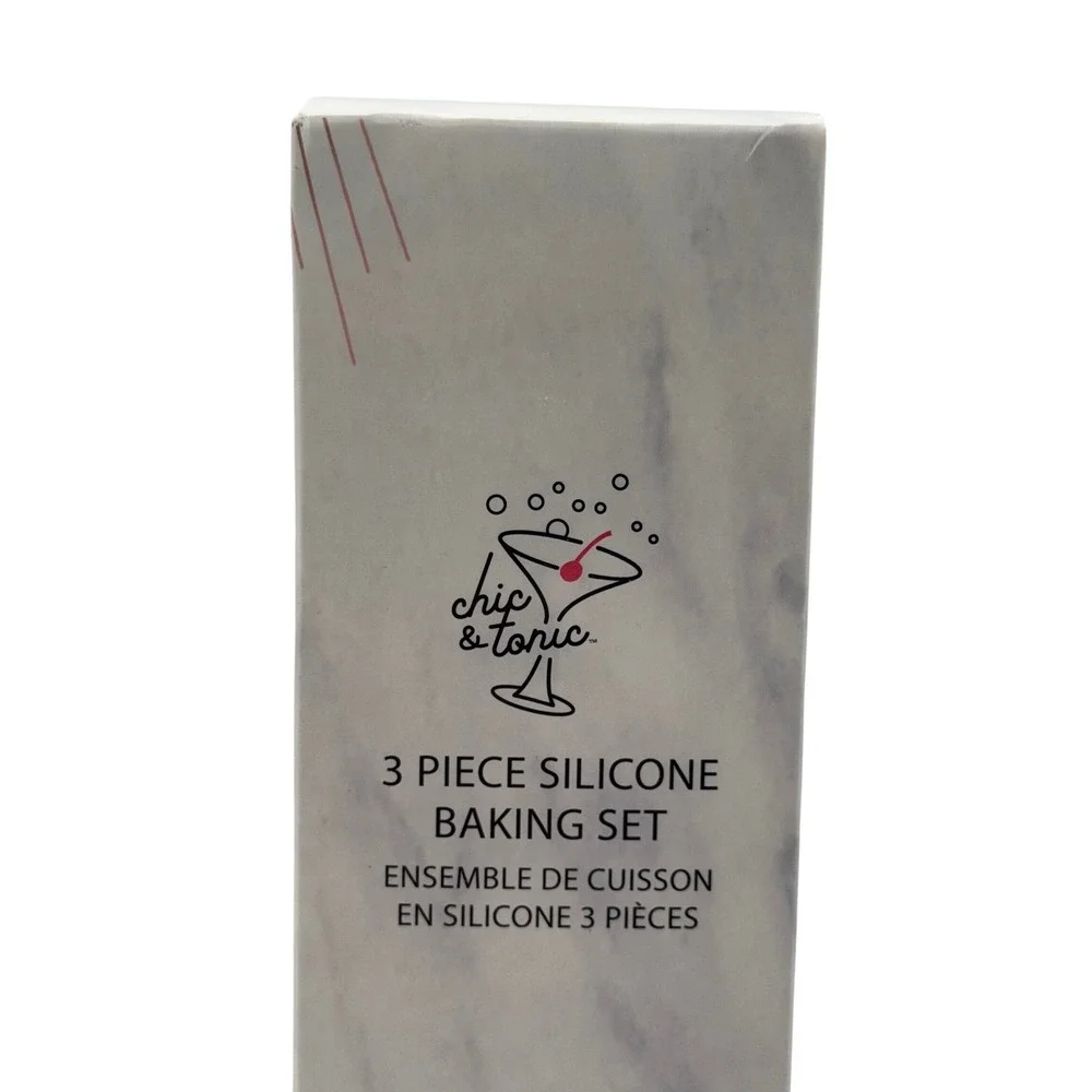 Chic & Tonic 3 Piece Silicone Baking Set White Blue‎ Mat Spatulas CHI-HO-006 NIB